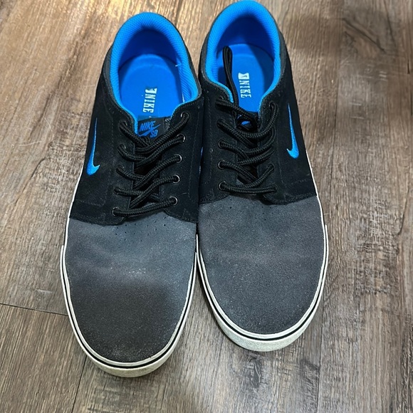 Nike Other - Nike SB Zoom Team Edition size 11.5